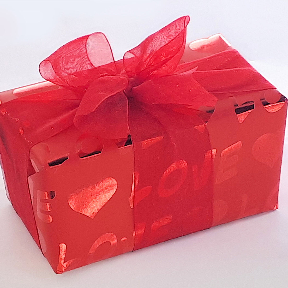 Ballotin 24 Chocolates Assortment Love Heart Giftwrap
